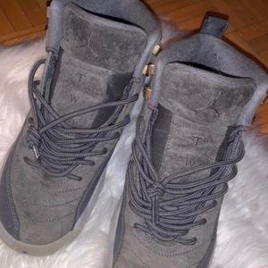 Jordan 12 wolf grey
